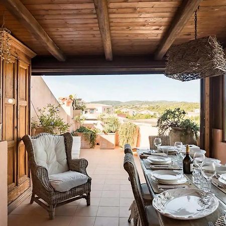 Romantico Appartamento Vista Mare Порто-Поццо Экстерьер фото